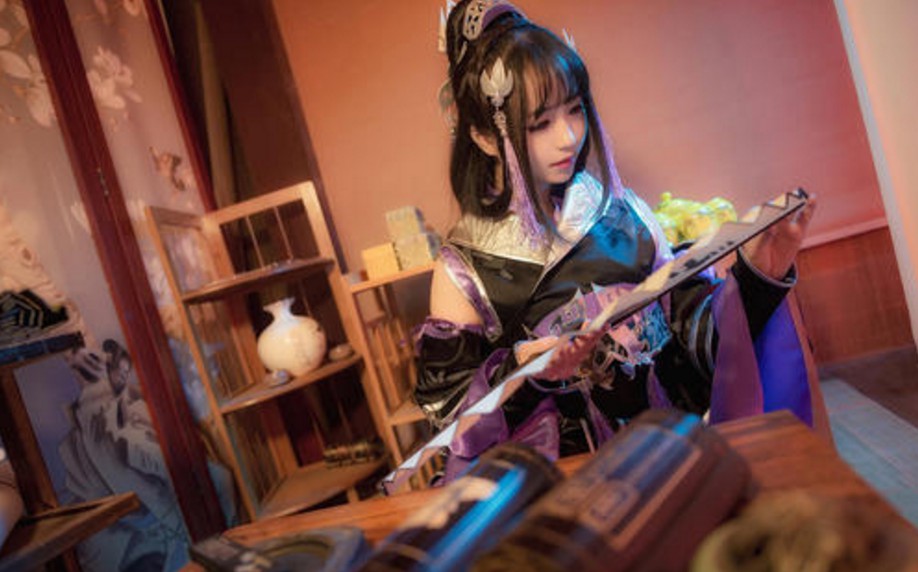 粉嫩妹子cos剑网三凌绝灰丝伞萝 炮 机在妹子小 穴 里搅拌爽得妹子直叫