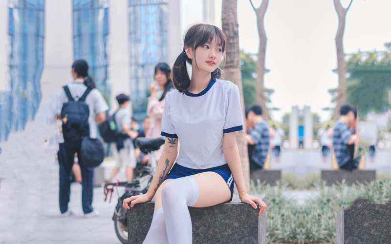 湿漉漉的乳房按摩日本个人摄影素人